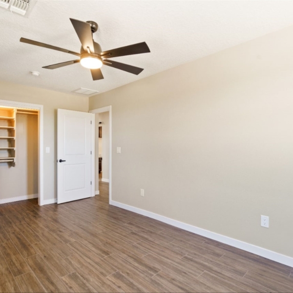 Compressed by jpeg-recompress