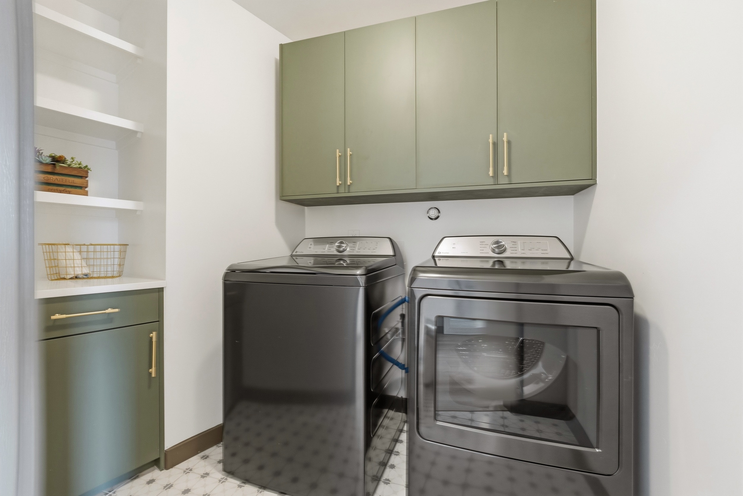 Featured image 3